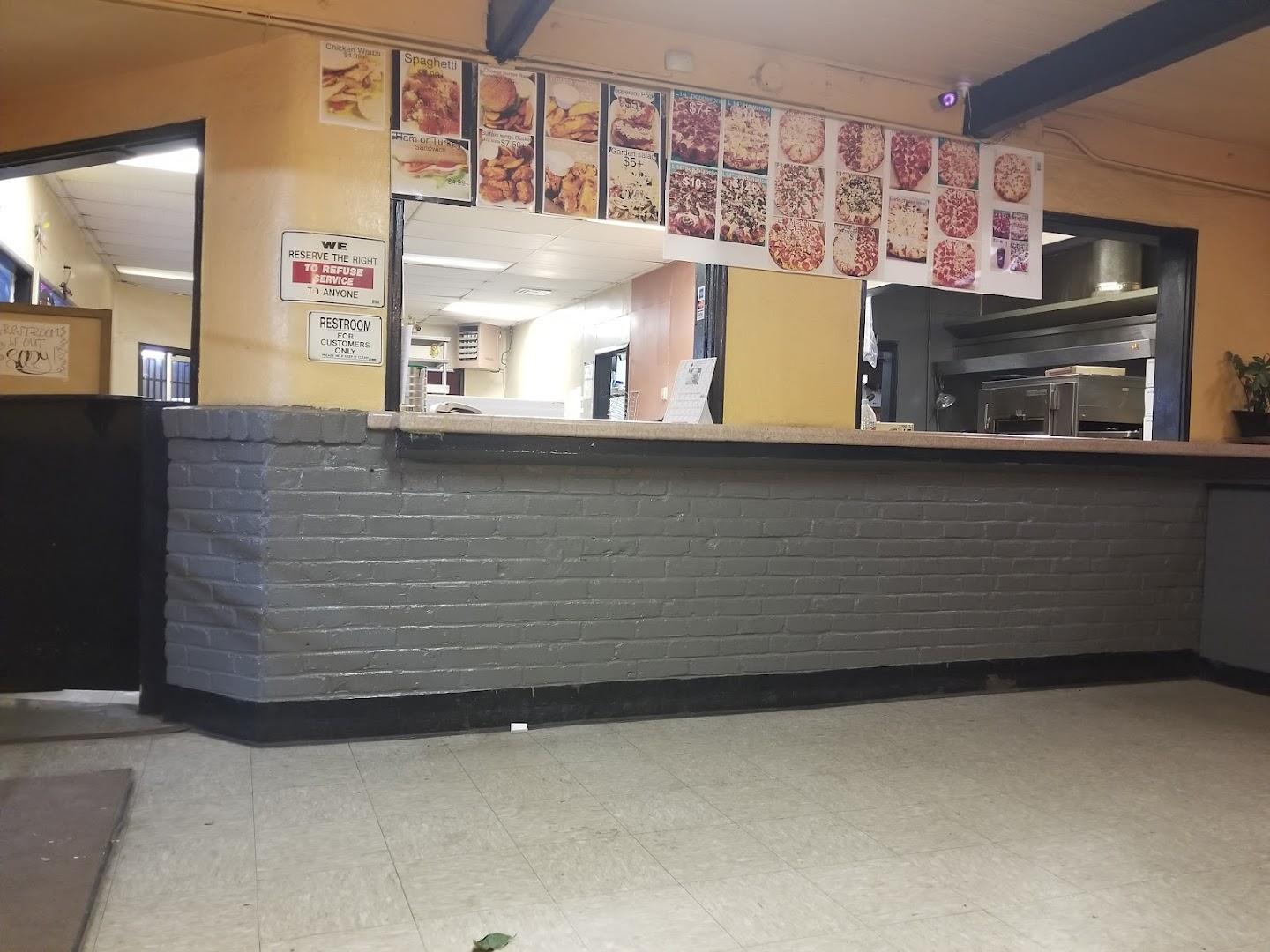 Walker's Pizza & Deli